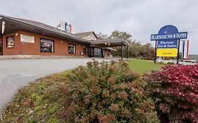 Bluenose Inn & Suites